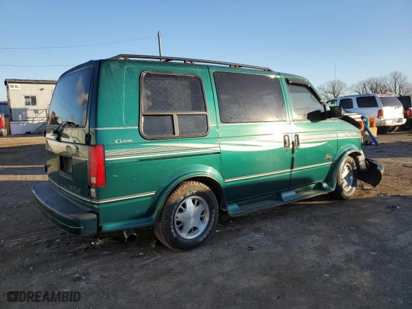 1999 Chevrolet Astro Cargo Van YF7 with VIN 1GBDM19W0XB137686, listed as a Copart auction lot 42521685 with 123,039 mi miles and Salvage Title. Bid and sale history available at carsss.com. Image 3.