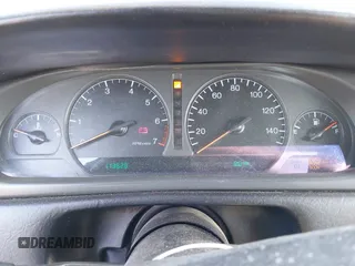 2001 Cadillac Eldorado Touring ETC z VIN 1G6ET12961B100627, wystawiony jako IAAI lot #41458966 z przebiegiem 113 620 mil mil oraz . Historia ofert i sprzedaży dostępna na DreamBid. Obrazek 7.