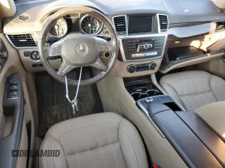 2013 Mercedes-Benz GL 450 z VIN 4JGDF7CE9DA161099, wystawiony jako Copart lot #53731725 z przebiegiem 142 017 mil mil oraz Czysty tytuł • Clean title. Historia ofert i sprzedaży dostępna na DreamBid. Obrazek 8.