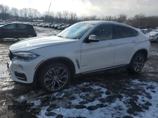 2015 BMW X6 xDrive50i with VIN 5UXKU6C5XF0F93772, listed as a Copart auction lot 83544624 with 59,680 mi miles and Salvage Title. Bid and sale history available at carsss.com. Image 1.