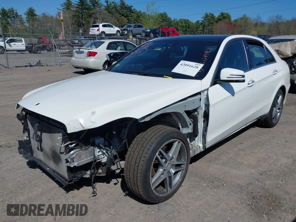 2016 Mercedes-Benz E E 400 with VIN WDDHF6HBXGB224522, listed as a IAAI auction lot 42091628 with 49,023 mi miles. Bid and sale history available at carsss.com. Image 19.