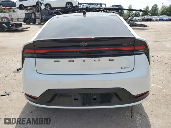 2024 Toyota Prius LE with VIN JTDACAAU6R3034409, listed as a Copart auction lot 61341845 with 11,041 mi miles and Salvage title. Bid and sale history available at DreamBid. Image 6.