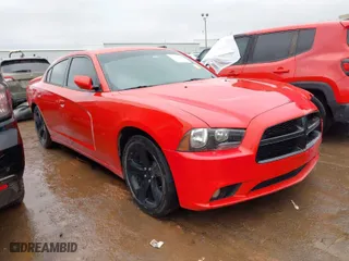 2014 Dodge Charger SXT with VIN 2C3CDXHG0EH370982, listed as a IAAI auction lot 41472448 with 92,269 mi miles. Bid and sale history available at carsss.com. Image 1.