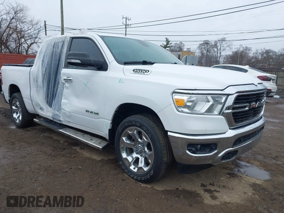 2019 Ram 1500 Big Horn z VIN 1C6SRFFT9KN644984, wystawiony jako IAAI lot #41849314 z przebiegiem 144 812 mil mil oraz . Historia ofert i sprzedaży dostępna na DreamBid. Obrazek 1.