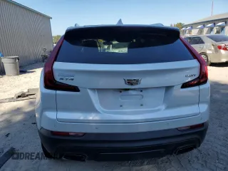 2019 Cadillac XT4 FWD Luxury with VIN 1GYAZAR45KF110798, listed as a Copart auction lot 46196985 with 31,631 mi miles and Non Repairable. Bid and sale history available at carsss.com. Image 6.