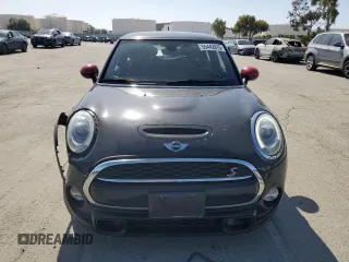 2015 MINI Hardtop S with VIN WMWXP7C55F2A35365, listed as a Copart auction lot 55442815 with 80,714 mi miles and Salvage Title. Bid and sale history available at DreamBid. Image 5.