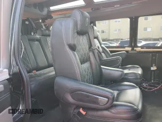 2021 GMC Savana Cargo z VIN 1GTW7AF7XM1288092, wystawiony jako Copart lot #39192523 z przebiegiem 7265 mil mil oraz . Historia ofert i sprzedaży dostępna na DreamBid. Obrazek 11.