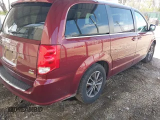 2017 Dodge Grand Caravan SXT with VIN 2C4RDGCG0HR774134, listed as a IAAI auction lot 42072621 with 90,753 mi miles and . Bid and sale history available at DreamBid. Image 4.