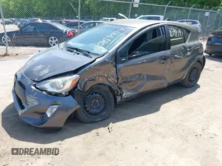 2015 Toyota Prius One z VIN JTDKDTB35F1107411, wystawiony jako IAAI lot #42159414 z przebiegiem 122 258 mil mil oraz . Historia ofert i sprzedaży dostępna na DreamBid. Obrazek 2.