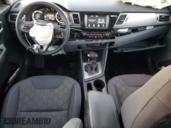 2018 Kia Niro FE with VIN KNDCB3LC9J5162065, listed as a Copart auction lot 85530934 with 77,146 mi miles and Salvage Title. Bid and sale history available at carsss.com. Image 8.