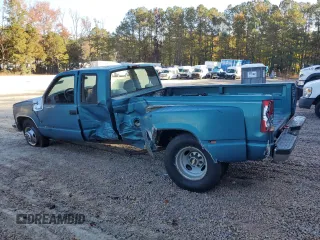 1997 Chevrolet Silverado 3500 z VIN 1GCHC39R8VF045821, wystawiony jako Copart lot #78698034 z przebiegiem 127 490 mil mil oraz Szkoda całkowita • Salvage title. Historia ofert i sprzedaży dostępna na DreamBid. Obrazek 2.