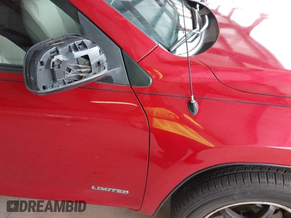 2008 Toyota RAV4 Ltd with VIN JTMBK31V886047140, listed as a IAAI auction lot 42077469 with 191,057 mi miles. Bid and sale history available at carsss.com. Image 15.