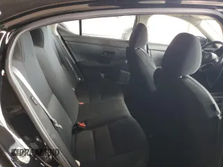 2024 Nissan Sentra SV z VIN 3N1AB8CV1RY270820, wystawiony jako Copart lot #57777345 z przebiegiem 23 980 mil mil oraz Szkoda całkowita • Salvage title. Historia ofert i sprzedaży dostępna na DreamBid. Obrazek 10.