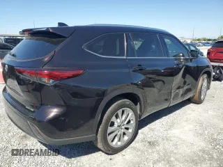 2021 Toyota Highlander Limited z VIN 5TDYZRAH8MS050939, wystawiony jako Copart lot #48616025 z przebiegiem 111 687 mil mil oraz Szkoda całkowita • Salvage title. Historia ofert i sprzedaży dostępna na DreamBid. Obrazek 3.