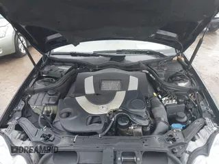 2007 Mercedes-Benz CLK-Class 5.5L with VIN WDBTJ72H77F214706, listed as a IAAI auction lot 41471332 with 87,310 mi miles. Bid and sale history available at carsss.com. Image 10.