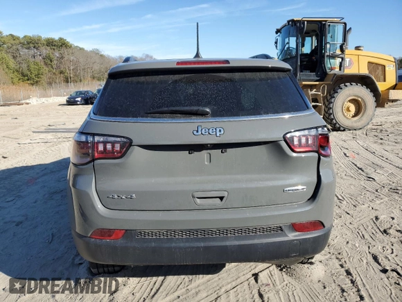 2024 Jeep Compass Latitude Lux with VIN 3C4NJDFN8RT599968, listed as a Copart auction lot 47400875 with 13,593 mi miles and Salvage title. Bid and sale history available at DreamBid. Image 6.