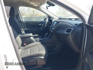 2018 Chevrolet Equinox LT with VIN 2GNAXJEV9J6281872, listed as a IAAI auction lot 41774371 with 99,152 mi miles. Bid and sale history available at carsss.com. Image 5.