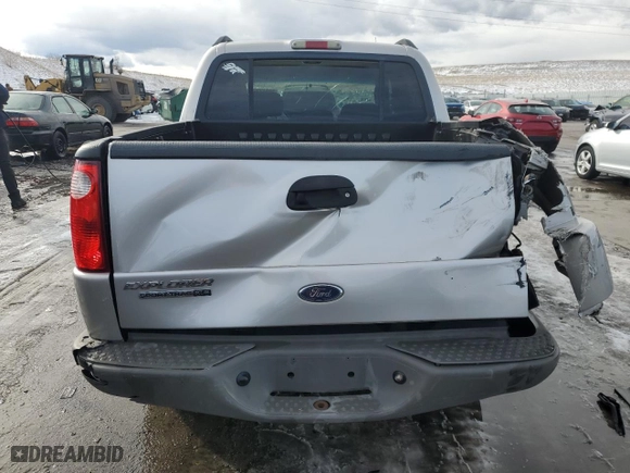 2004 Ford Explorer Sport Trac XLS with VIN 1FMZU77K04UB93885, listed as a Copart auction lot 88247255 with 0 mi miles and Salvage Title. Bid and sale history available at carsss.com. Image 6.