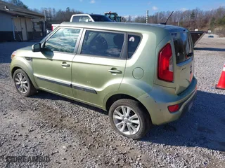 2013 Kia Soul + with VIN KNDJT2A67D7513379, listed as a IAAI auction lot 40951054 with 67,588 mi miles. Bid and sale history available at carsss.com. Image 3.
