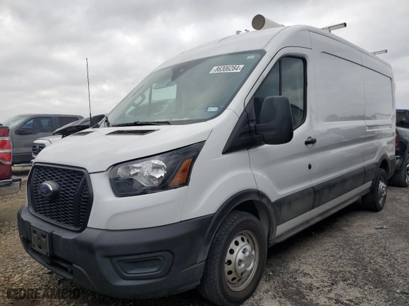 2022 Ford Transit Cargo Van with VIN 1FTBR2C82NKA37686, listed as a Copart auction lot 86306284 with 63,228 mi miles and Salvage Title. Bid and sale history available at carsss.com. Image 1.