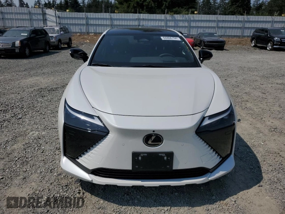 2023 Lexus RZ 450e Premium z VIN JTJAAAAB7PA020545, wystawiony jako Copart lot #66806794 z przebiegiem 7 177 mil mil oraz Szkoda całkowita • Salvage title. Historia ofert i sprzedaży dostępna na DreamBid. Obrazek 5.