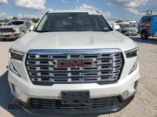 2024 GMC Acadia AWD Denali z VIN 1GKENRKS5RJ181571, wystawiony jako Copart lot #78002434 z przebiegiem 3423 mil mil oraz Szkody całkowita. Historia ofert i sprzedaży dostępna na DreamBid. Obrazek 5.