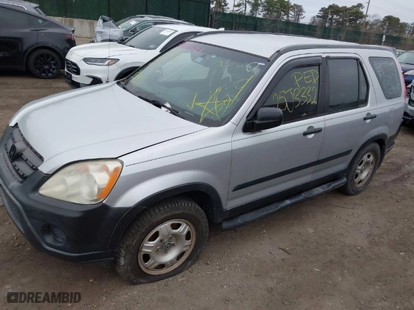 2006 Honda CR-V LX with VIN SHSRD68556U404171, listed as a IAAI auction lot 41927721 with 999,999 mi miles. Bid and sale history available at carsss.com. Image 2.