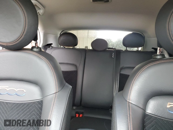 2019 FIAT 500X Urbana Edition z VIN ZFBNFYB10KP796108, wystawiony jako Copart lot #59664125 z przebiegiem 38 435 mil mil oraz Szkoda całkowita • Salvage title. Historia ofert i sprzedaży dostępna na DreamBid. Obrazek 10.