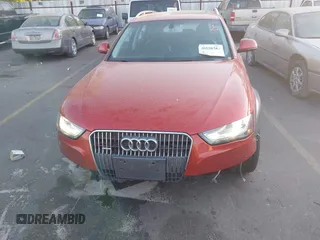 2014 Audi allroad Premium Plus with VIN WA1UFAFL1EA069928, listed as a IAAI auction lot 40558283 with 138,316 mi miles. Bid and sale history available at carsss.com. Image 12.