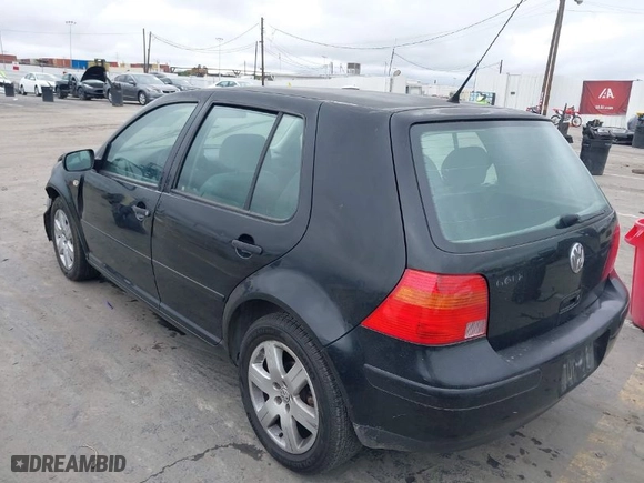 2005 Volkswagen Golf GL with VIN 9BWFL61J354014217, listed as a IAAI auction lot 41526911 with 137,805 mi miles. Bid and sale history available at carsss.com. Image 3.