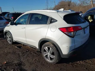 2022 Honda HR-V EX with VIN 3CZRU6H56NM731125, listed as a IAAI auction lot 41118758 with 34,163 mi miles. Bid and sale history available at carsss.com. Image 3.