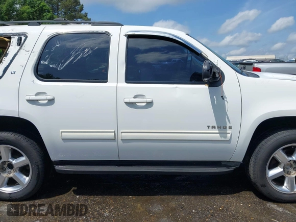 2012 Chevrolet Tahoe LT z VIN 1GNSCBE00CR176056, wystawiony jako IAAI lot #42091159 z przebiegiem 216 650 mil mil oraz . Historia ofert i sprzedaży dostępna na DreamBid. Obrazek 14.