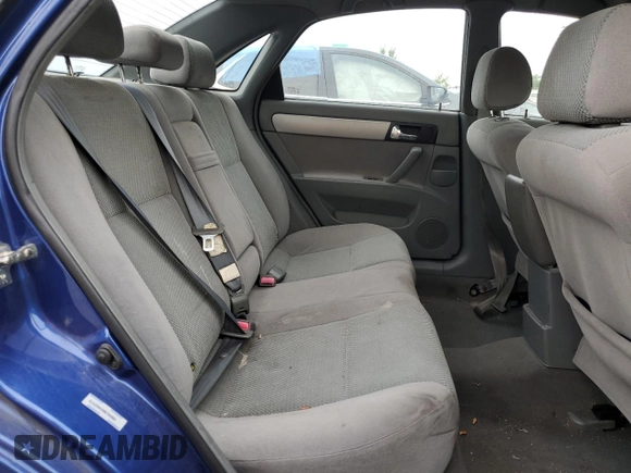 2008 Suzuki Forenza z VIN KL5JD56Z08K763069, wystawiony jako Copart lot #64937654 z przebiegiem 94 659 mil mil oraz Szkody całkowita. Historia ofert i sprzedaży dostępna na DreamBid. Obrazek 10.