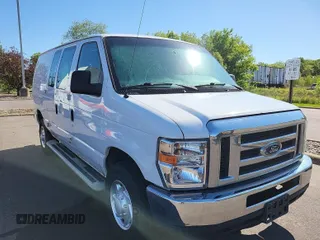 2014 Ford Econoline Cargo Commercial z VIN 1FTNE2EW0EDA95532, wystawiony jako IAAI lot #42442160 z przebiegiem 140 667 mil mil oraz . Historia ofert i sprzedaży dostępna na DreamBid. Obrazek 28.