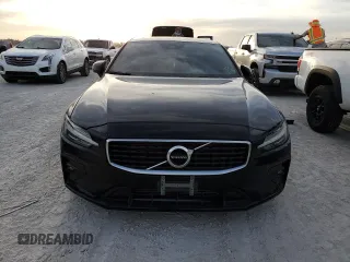 2020 Volvo S60 R-Design with VIN 7JR102FM3LG072611, listed as a Copart auction lot 76905744 with 0 mi miles and Non Repairable. Bid and sale history available at carsss.com. Image 5.