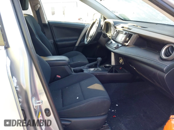 2018 Toyota RAV4 XLE with VIN 2T3RFREV8JW753853, listed as a IAAI auction lot 41526071 with 104,642 mi miles. Bid and sale history available at carsss.com. Image 5.