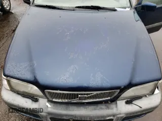 1998 Volvo V70 XC with VIN YV1LZ564XW2455598, listed as a Copart auction lot 43602145 with 200,567 mi miles and Salvage Title. Bid and sale history available at carsss.com. Image 11.