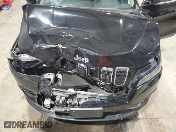 2019 Jeep Cherokee Latitude Plus с VIN 1C4PJMLB5KD198599, выставлен на аукционе Copart как лот 86271604 с пробегом 71 388 миль миль и Списание • Salvage title. История ставок и продаж доступна на DreamBid. Изображение 12.