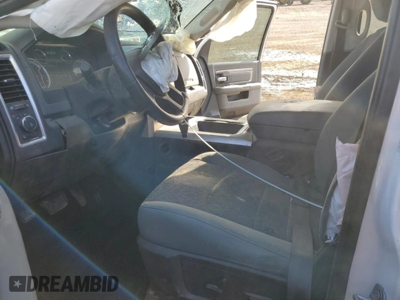 2017 Ram 1500 Big Horn z VIN 1C6RR7LG8HS530965, wystawiony jako Copart lot #48243125 z przebiegiem Nie podano mil oraz Nie do naprawy • Non repairable. Historia ofert i sprzedaży dostępna na DreamBid. Obrazek 7.