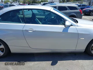 2007 BMW 3 Series 328i with VIN WBAWR33557PX78785, listed as a IAAI auction lot 42715324 with 141,544 mi miles and . Bid and sale history available at DreamBid. Image 13.
