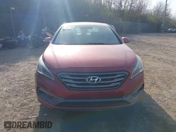 2015 Hyundai Sonata Limited with VIN 5NPE34AF4FH202231, listed as a IAAI auction lot 40904070 with 138,366 mi miles and . Bid and sale history available at carsss.com. Image 12.