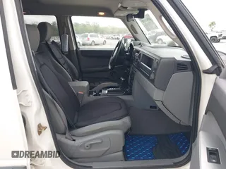 2006 Jeep Commander с VIN 1J8HH48K76C229610, выставлен на аукционе IAAI как лот 41961432 с пробегом 160 971 миль миль и . История ставок и продаж доступна на DreamBid. Изображение 5.