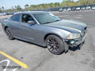2011 Dodge Charger Rallye with VIN 2B3CL3CG7BH584993, listed as a IAAI auction lot 41909117 with 220,682 mi miles. Bid and sale history available at carsss.com. Image 1.
