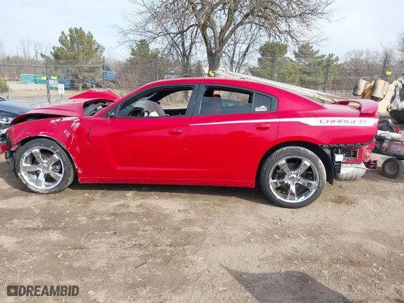 2012 Dodge Charger SXT with VIN 2C3CDXHGXCH135762, listed as a IAAI auction lot 41822515 with NaN miles. Bid and sale history available at carsss.com. Image 15.