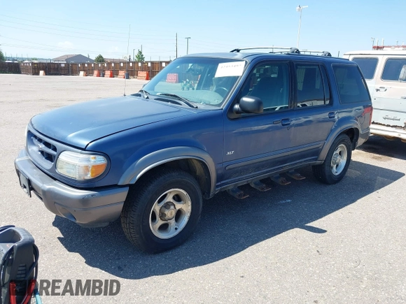 2000 Ford Explorer XLT с VIN 1FMZU73E7YZC06429, выставлен на аукционе IAAI как лот 42453497 с пробегом 15 567 миль миль и . История ставок и продаж доступна на DreamBid. Изображение 2.