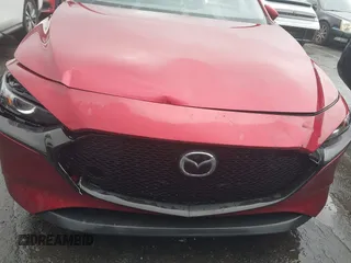 2019 Mazda 3 Preferred z VIN JM1BPAMM2K1135386, wystawiony jako IAAI lot #40367062 z przebiegiem 9 999 mil mil oraz . Historia ofert i sprzedaży dostępna na DreamBid. Obrazek 12.