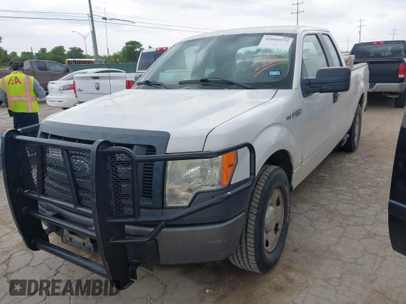 2009 Ford F-150 STX with VIN 1FTRX12W59KB75341, listed as a IAAI auction lot 42045577 with 195,427 mi miles and . Bid and sale history available at DreamBid. Image 2.