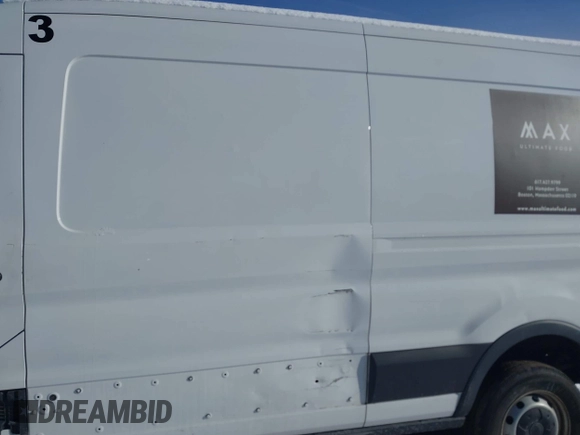 2016 Ford Transit Cargo z VIN 1FTYR2CM2GKA98918, wystawiony jako IAAI lot #41456987 z przebiegiem 51 290 mil mil oraz . Historia ofert i sprzedaży dostępna na DreamBid. Obrazek 17.