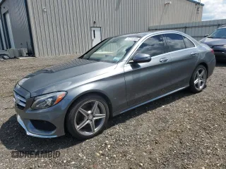 2017 Mercedes-Benz C 300 z VIN 55SWF4KB2HU202476, wystawiony jako Copart lot #57210305 z przebiegiem 63 869 mil mil oraz Szkoda całkowita • Salvage title. Historia ofert i sprzedaży dostępna na DreamBid. Obrazek 1.