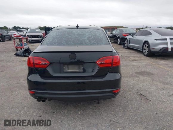 2012 Volkswagen Jetta GLI Autobahn with VIN 3VW5A7AJ0CM065108, listed as a IAAI auction lot 41398932 with 142,441 mi miles and . Bid and sale history available at DreamBid. Image 17.